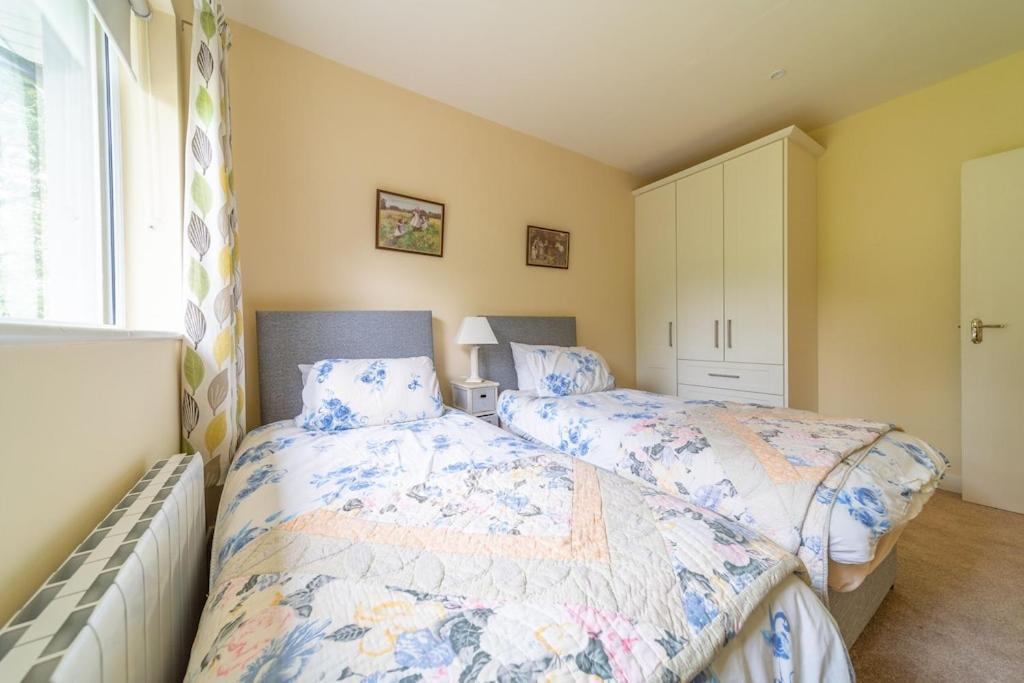 2 Bed Waterfront Property - Close To Courtmacsherry Cork Ngoại thất bức ảnh