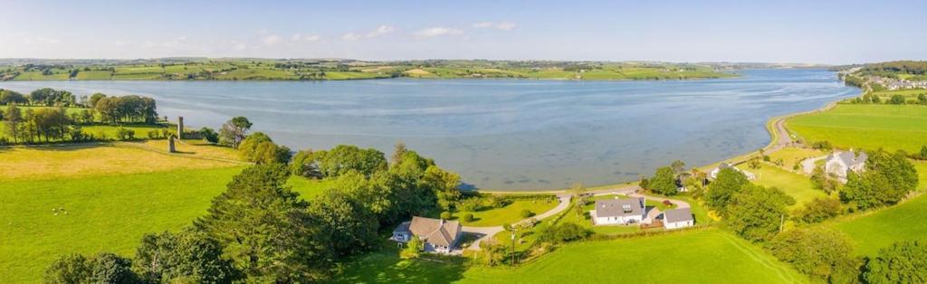 2 Bed Waterfront Property - Close To Courtmacsherry Cork Ngoại thất bức ảnh